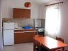 thumb_487_kitchen.jpg