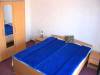 thumb_487_room1.jpg