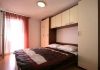 thumb_890_4.jpg